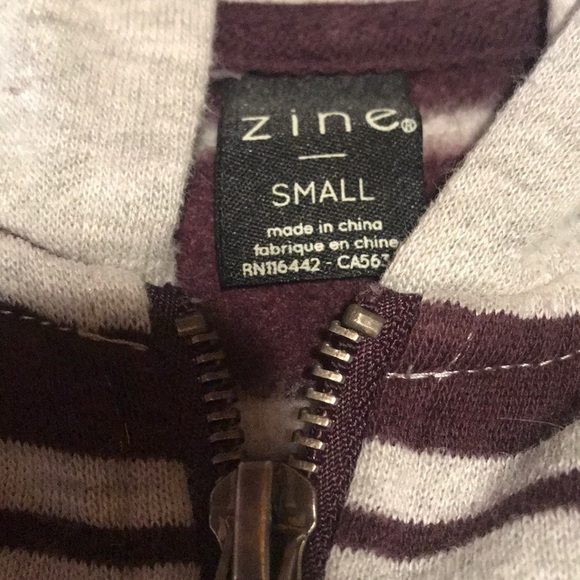 Zine Zip Up Hoodie “Whatever” Patch Gray Burgundy - Picture 6 of 12